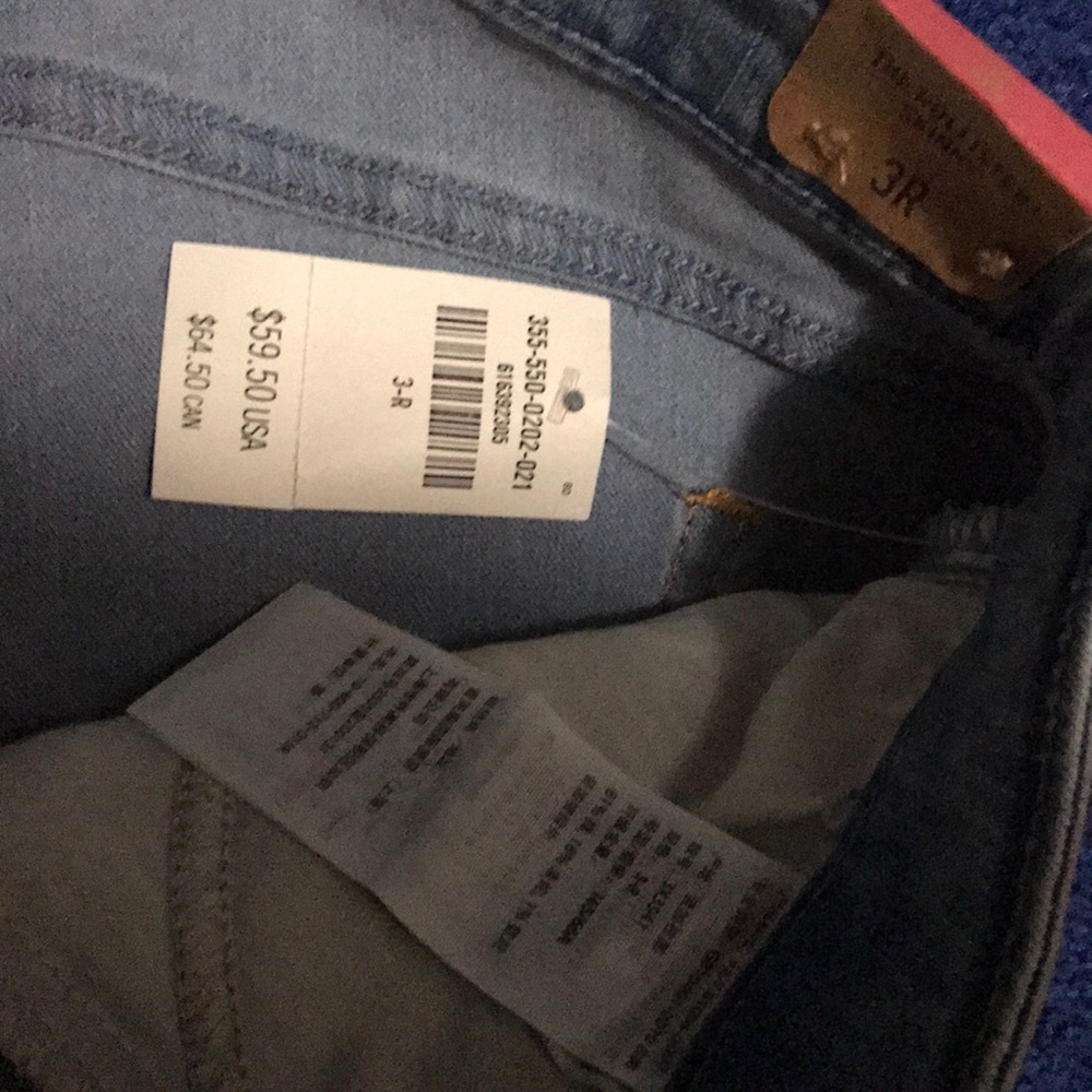 NWT Hollister Skinny - Picture 4 of 4